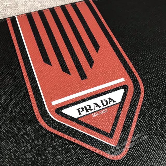 prada手包 普拉達十字紋牛皮手拿包 2NG005 PRADA限量版最新摩登態度系列手包  pyd2261